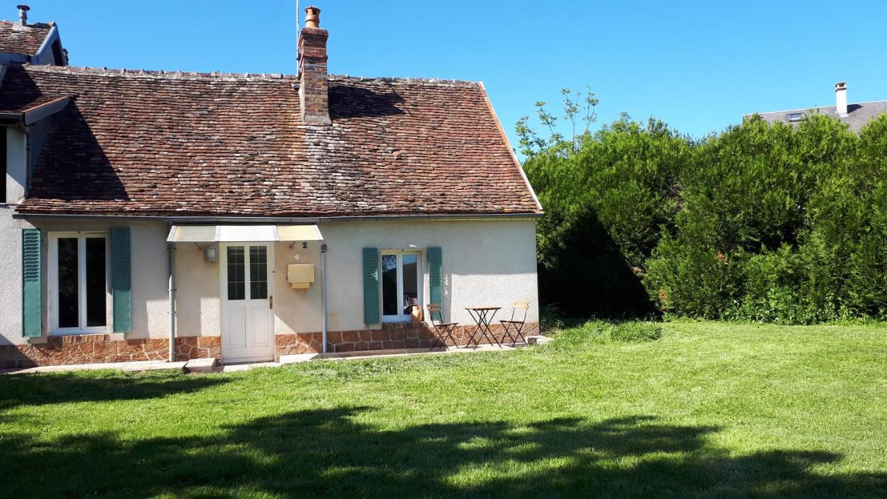 La Maison Du Potier Proche De Guedelon Saint-Amand-en-Puisaye Luaran gambar